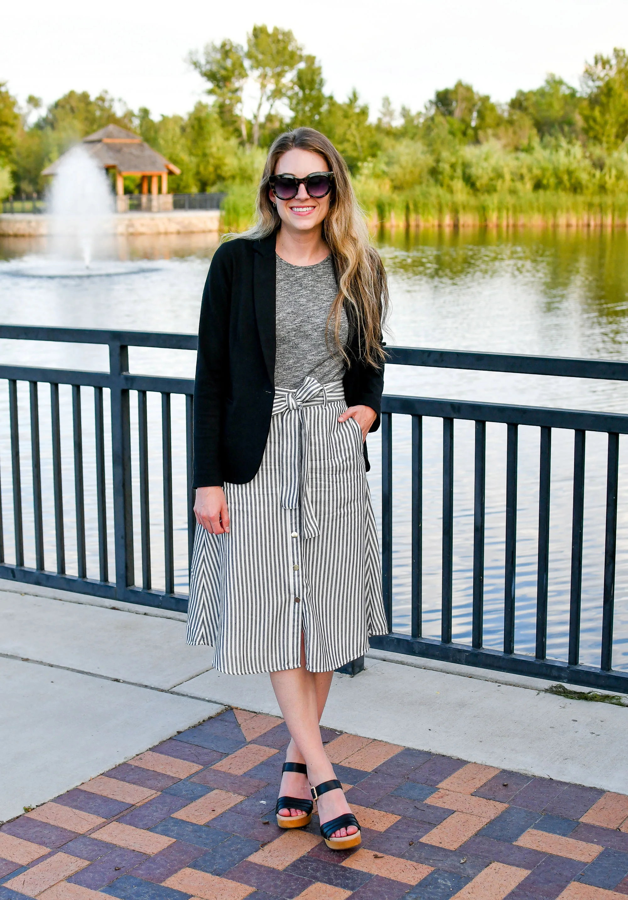 Grey striped skirt outfit cheap